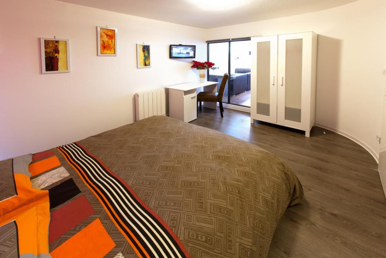 Le Corbeau - Grand Appartement Strasbourg Centre, Calme Exterior foto